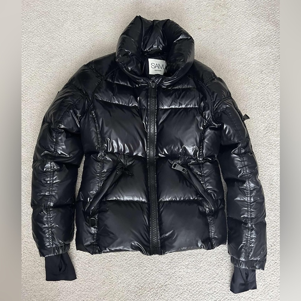 Black SAM puffer